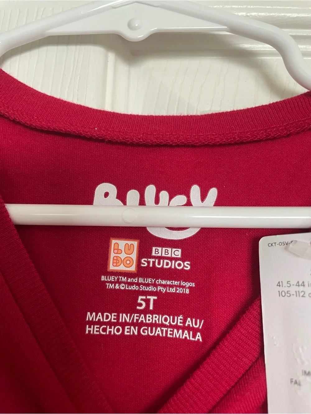 NWT Bluey Christmas Holiday 5T Red Kids' Long-Sleeve Holiday Character Tee